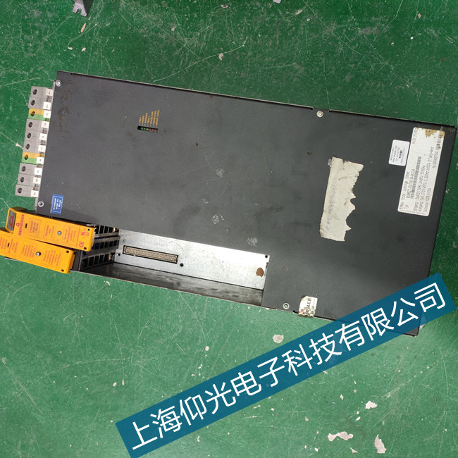 化工機(jī)械鮑米勒bus20-40-60-30-001伺服驅(qū)動器B300故障維修案例