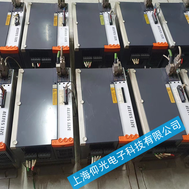 ��ɽؐ���R�ŷ�늙C(j��)�(q��)��(d��ng)���S��ע�ܙC(j��)1045��(b��o)��32017����