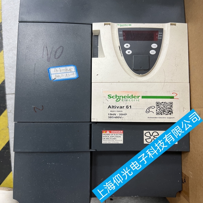 ���K�P�ݼ����Sʩ�͵�׃�l��ATV340ϵ�й��ψ�SCF4�S��/�ϙC�yԇ