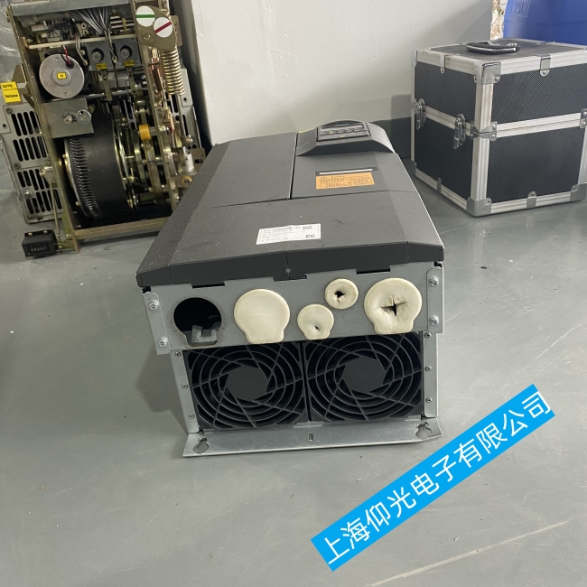 �����F�����T(m��n)��׃�l�������o(w��)푑�(y��ng)���ϾS�޷���