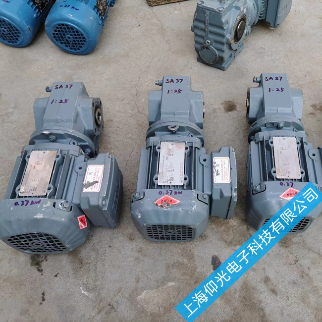 �ŷ�늙C(j��)�S��������(zh��n)�����D(zhu��n)�ӹ��ϵľ���(zh��n)�Ų��c��Q