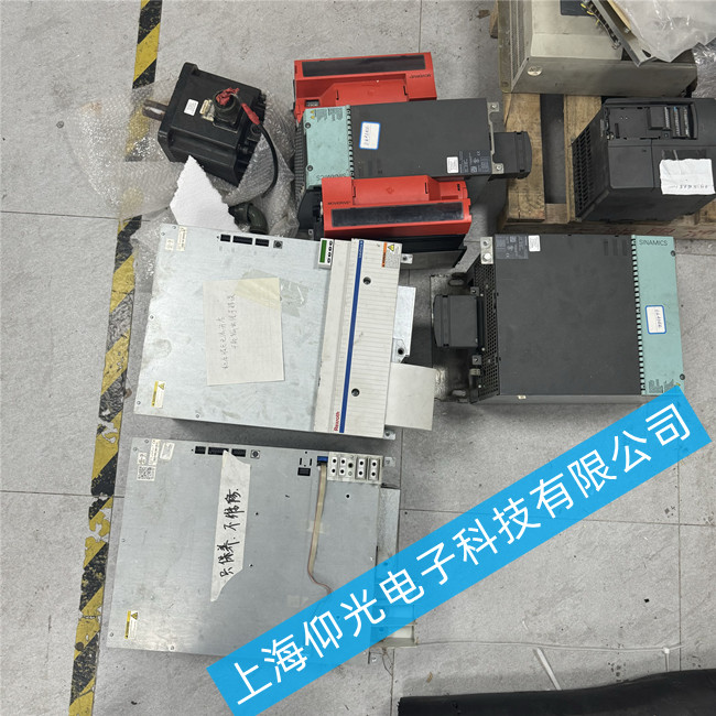 ע�ܙC(j��)��ʿ���ŷ��(q��)�����\(y��n)�Ј�(b��o)��E255���ϾS�޷���