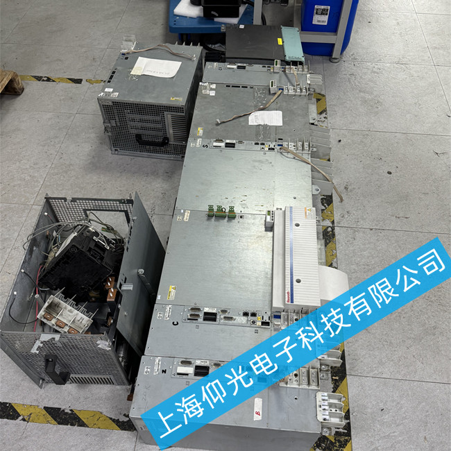 ��ʿ��(l��)dkc�ŷ��(q��)��(d��ng)����(b��o)���@ʾC220�S���·�D