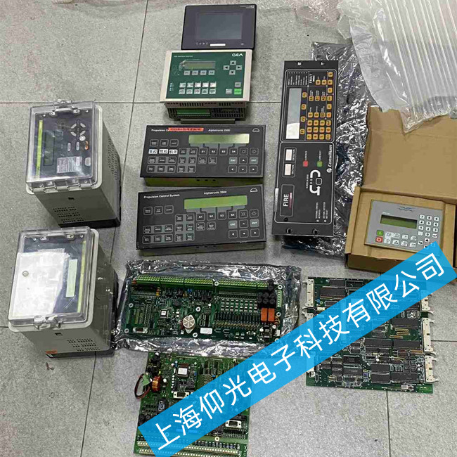 man/MAN���������S��Alphatronic 2000�o�@ʾ���ϾS��